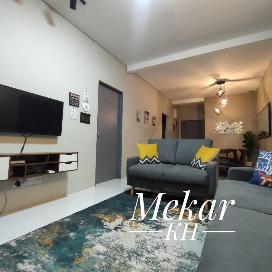 Mekar KH Homestay  Brinchang Bagian luar foto